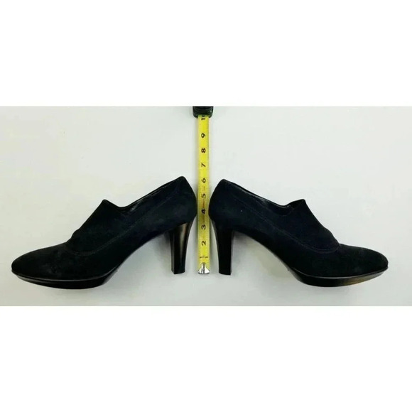 AQUATALIA Size 9.5 Women's Rosetta Black Suede Slip On Point Toe Heeled Bootie - Picture 3 of 13
